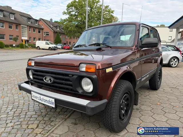 Lada Niva Taiga 4x4 AHK Dotz 2.Hand TÜV 07/28 Ganzjahresreif