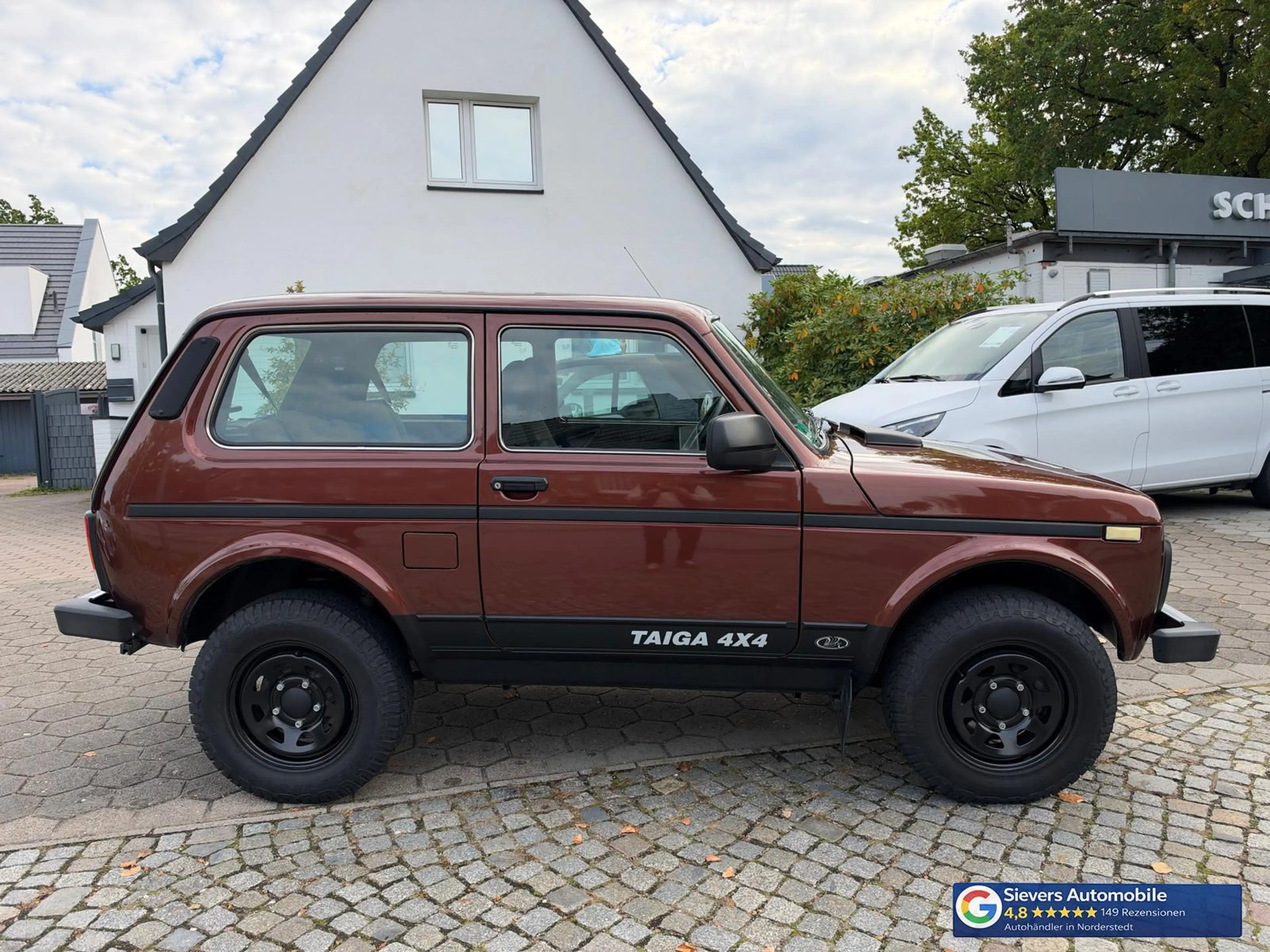 Lada Niva Taiga 4x4 AHK Dotz 2.Hand TÜV 07/28 Ganzjahresreif — photo 4