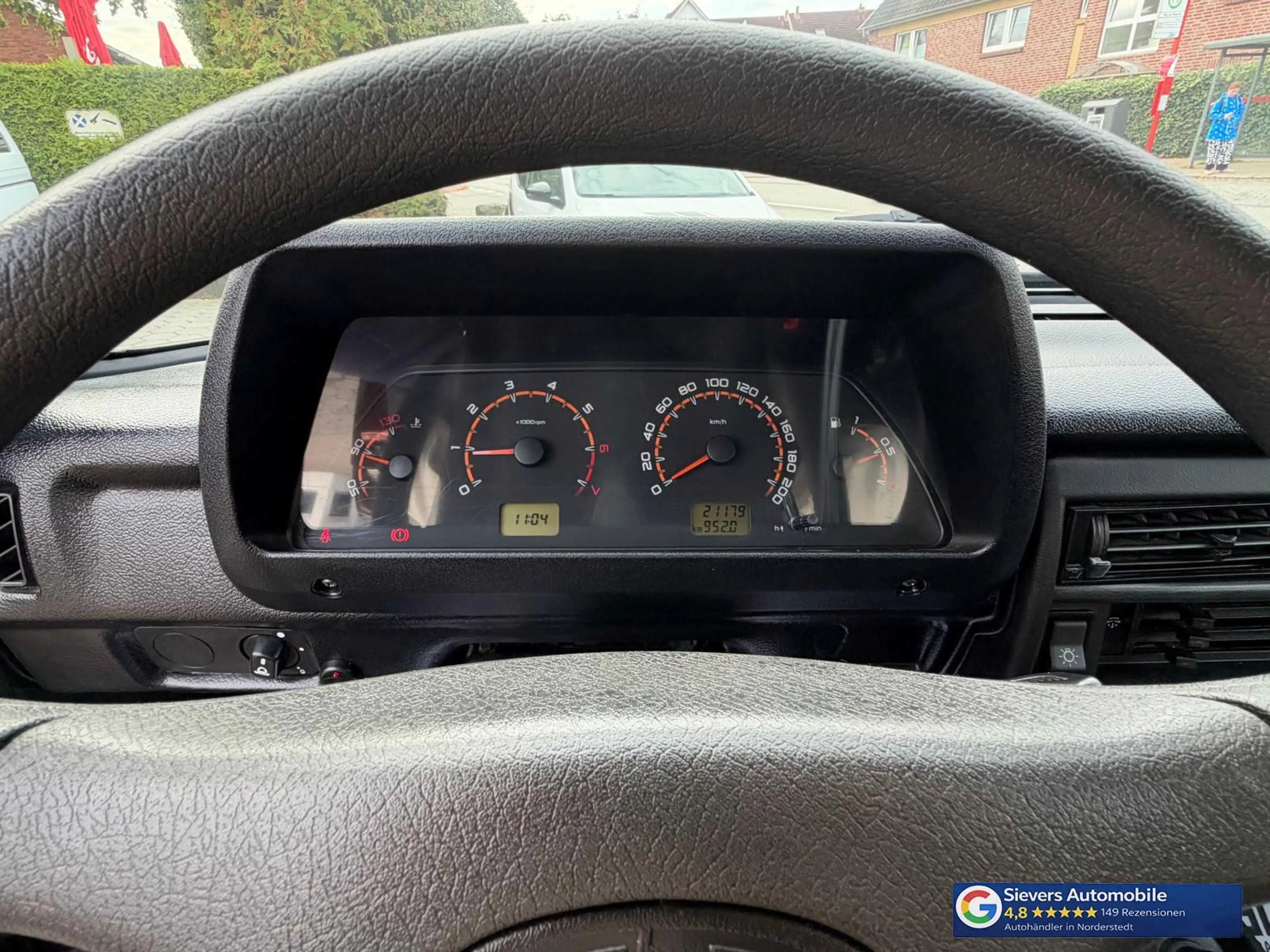Lada Niva Taiga 4x4 AHK Dotz 2.Hand TÜV 07/28 Ganzjahresreif — photo 12