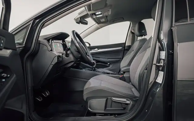 Volkswagen Golf view 12