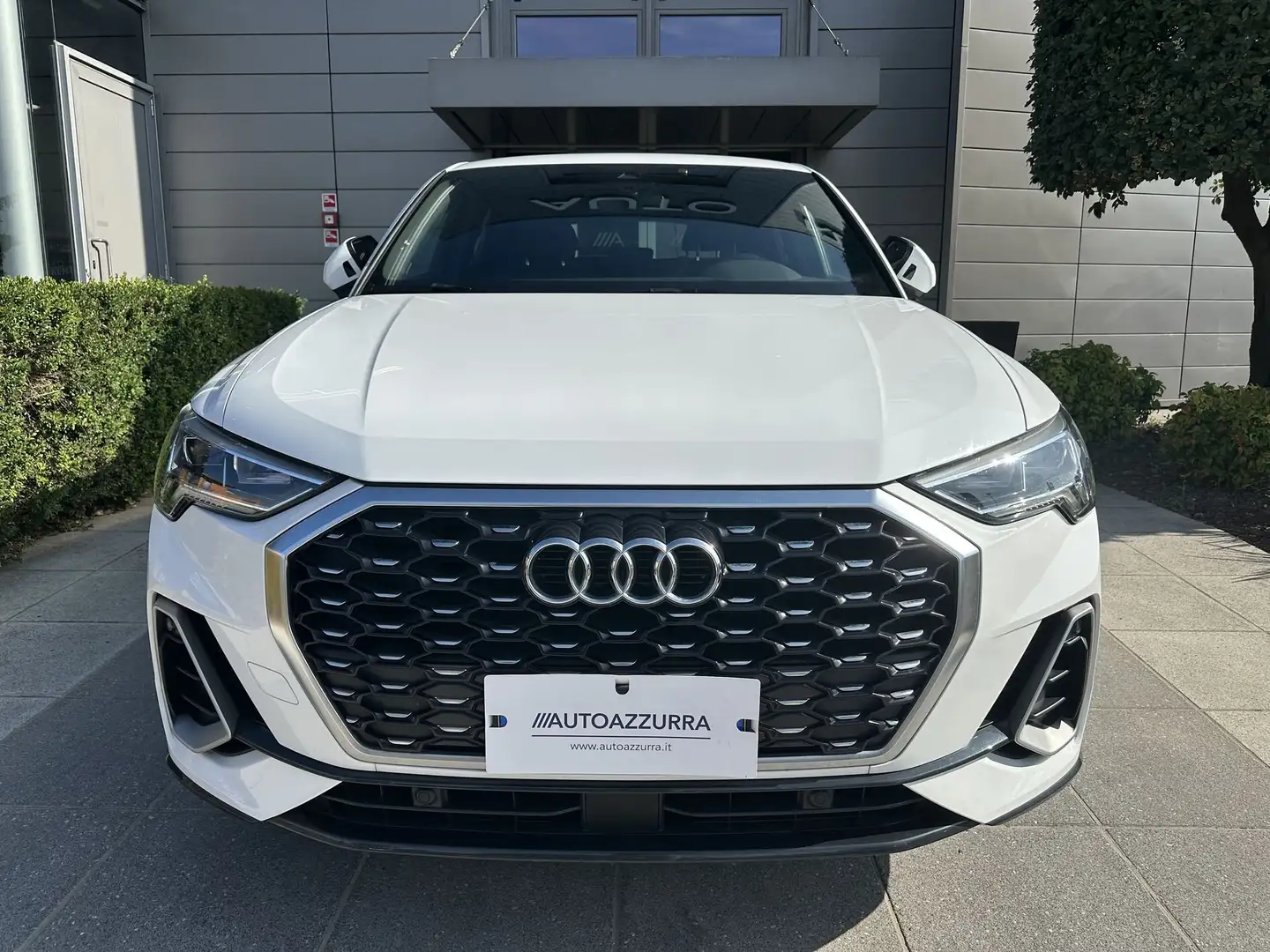 Audi Q3 SPB 35 TDI S tronic S line edition *C19, MATRIX, Blanc - 2