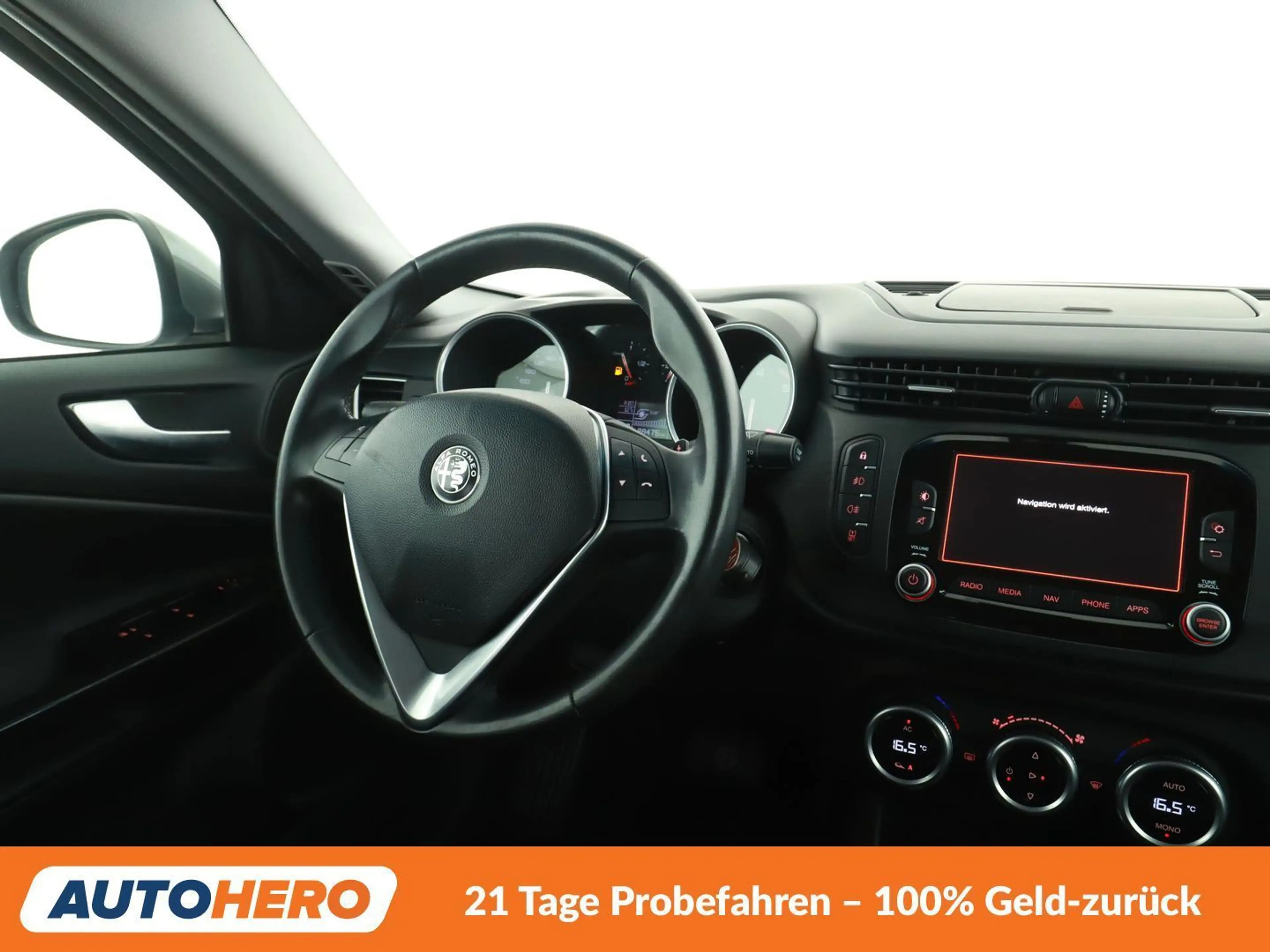 Alfa Romeo Giulietta 2.0 JTDM Super Aut.*NAVI*TEMPO*PDC*SHZ*ALU* — photo 13