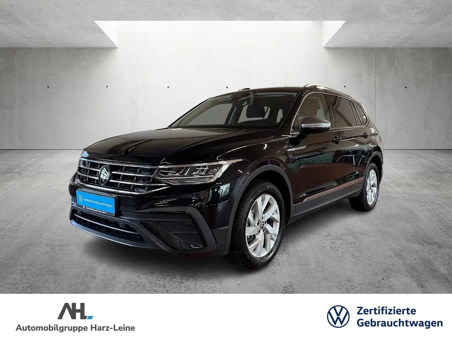 Volkswagen Tiguan Allspace 2.0 TDI Life AHK Navi ACC 7-Sitzer RFK LE Schwarz - 1