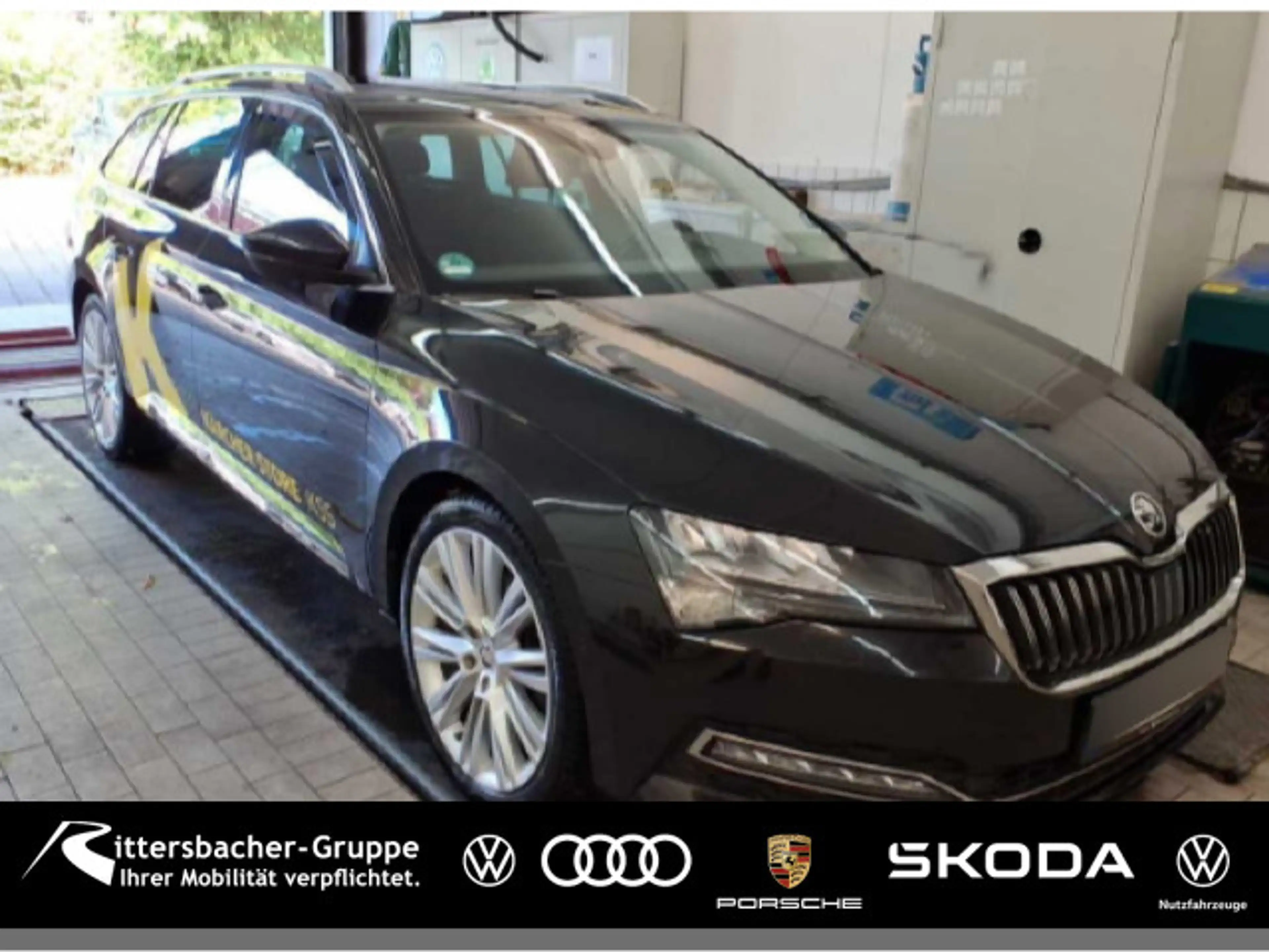 Skoda Superb Combi Style 2.0 TDI DSG AHK Navi Standhzg