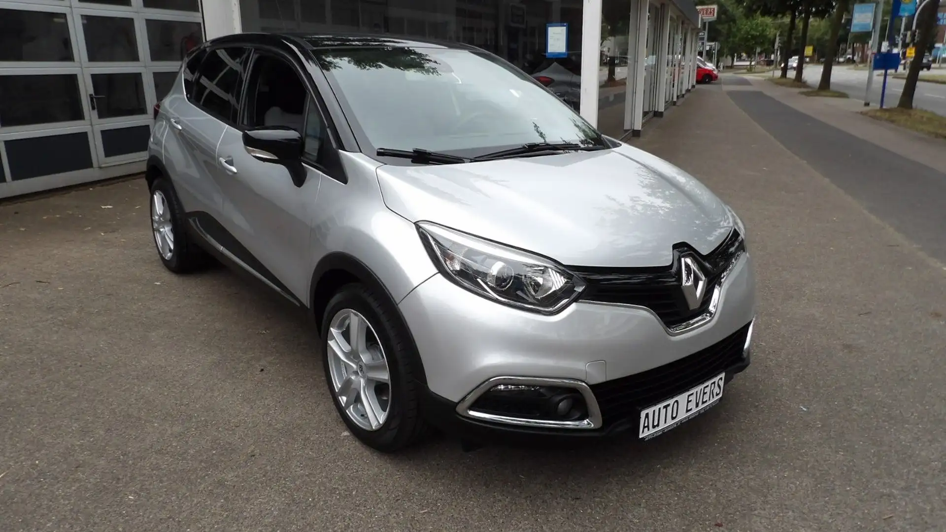 Renault Captur Luxe*Automatik*Navi*RFK*GRA* Wit - 2