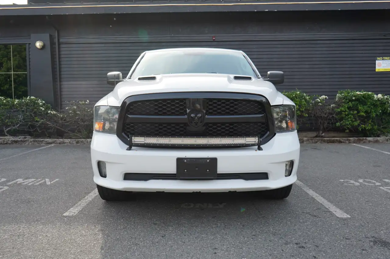 RAM 1500 снимка RAM 1500