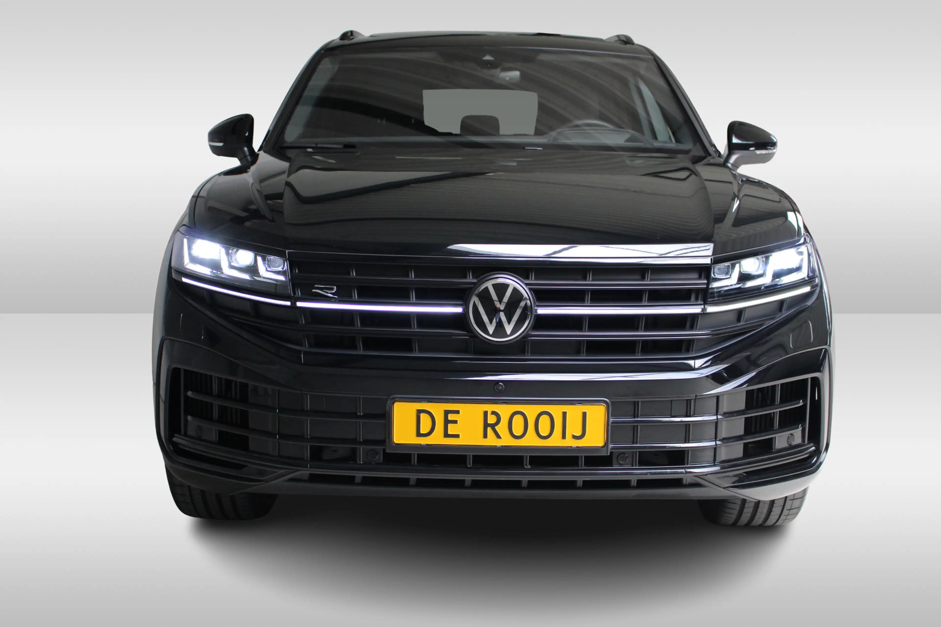 Volkswagen Touareg 3.0 TSi R 4-Motion 462 PK | Panoramadak | Head-Up — photo 10