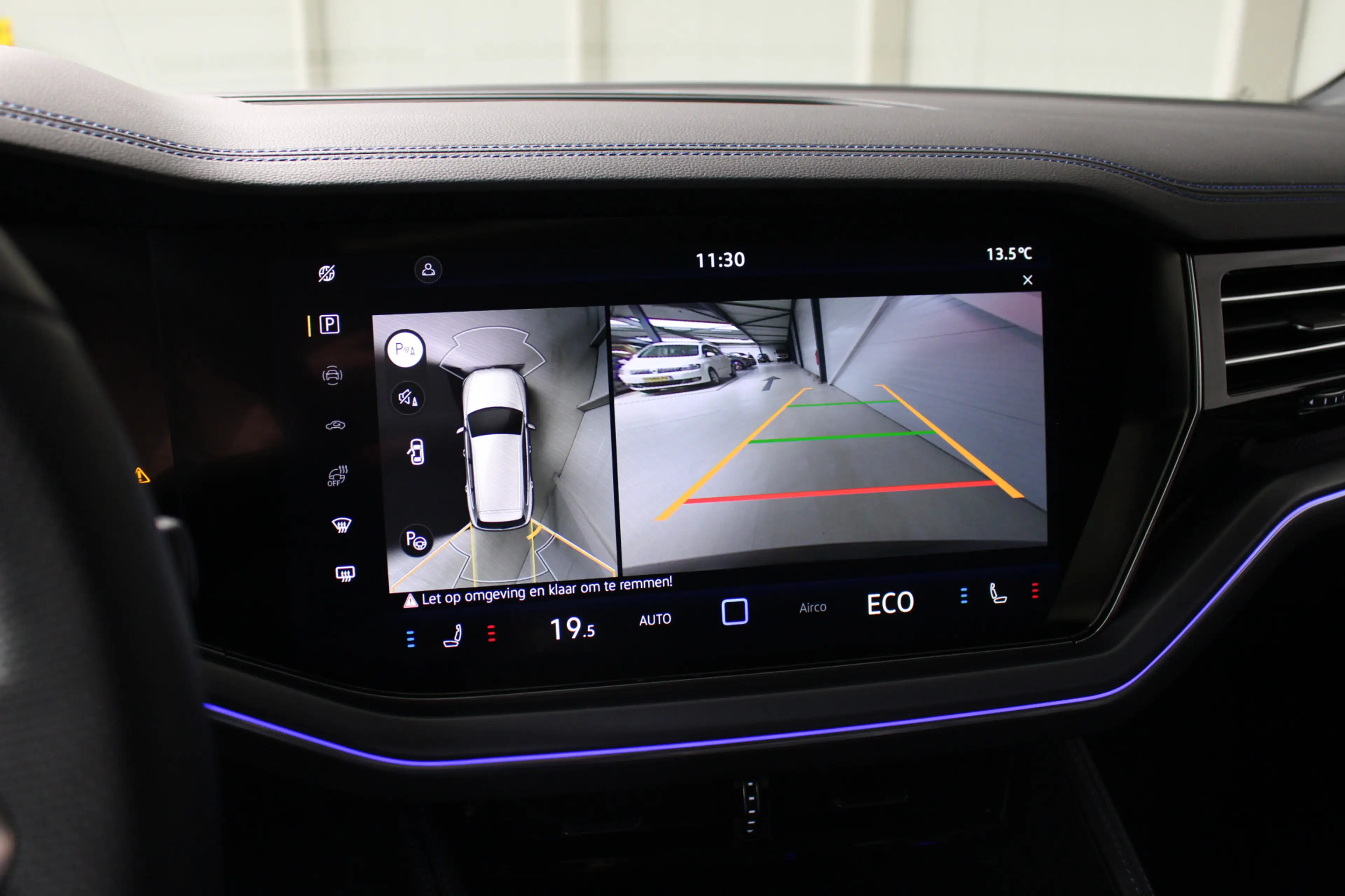 Volkswagen Touareg 3.0 TSi R 4-Motion 462 PK | Panoramadak | Head-Up — photo 25