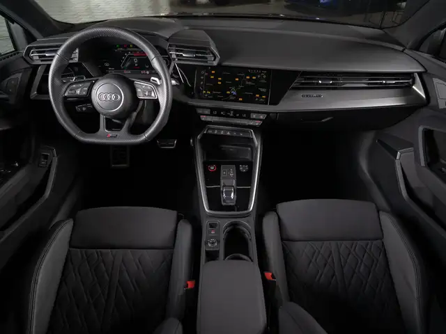 Audi RS3 view 12