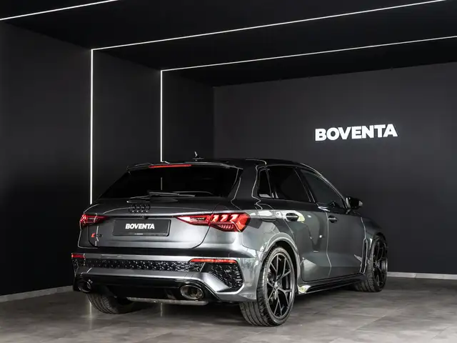 Audi RS3 view 7