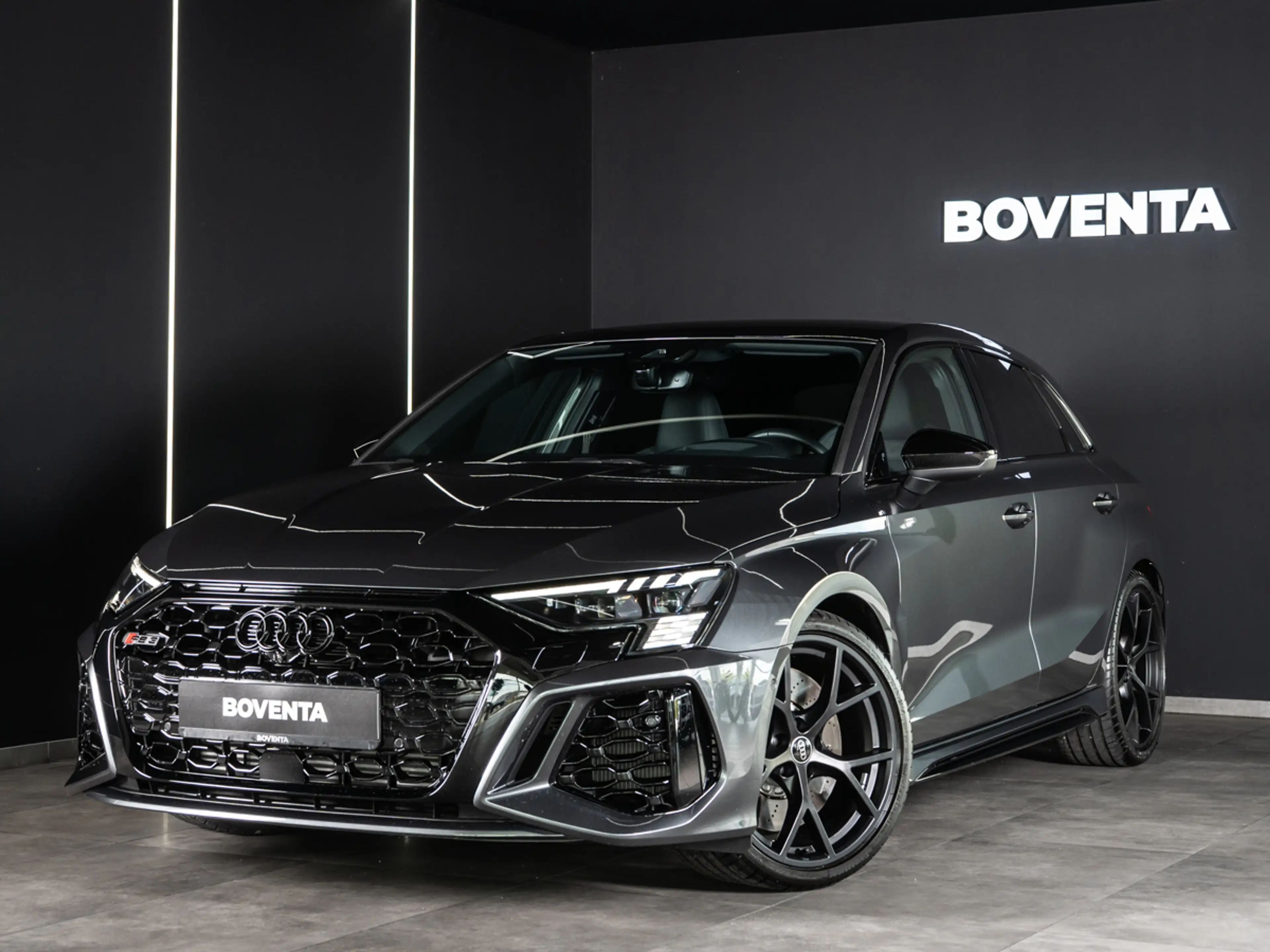 Audi RS3 2.5 TFSI quattro Sportback  *SPORTAGA*MATRIX*