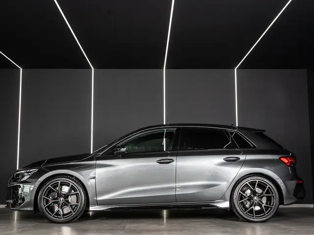 Audi RS3 view 6