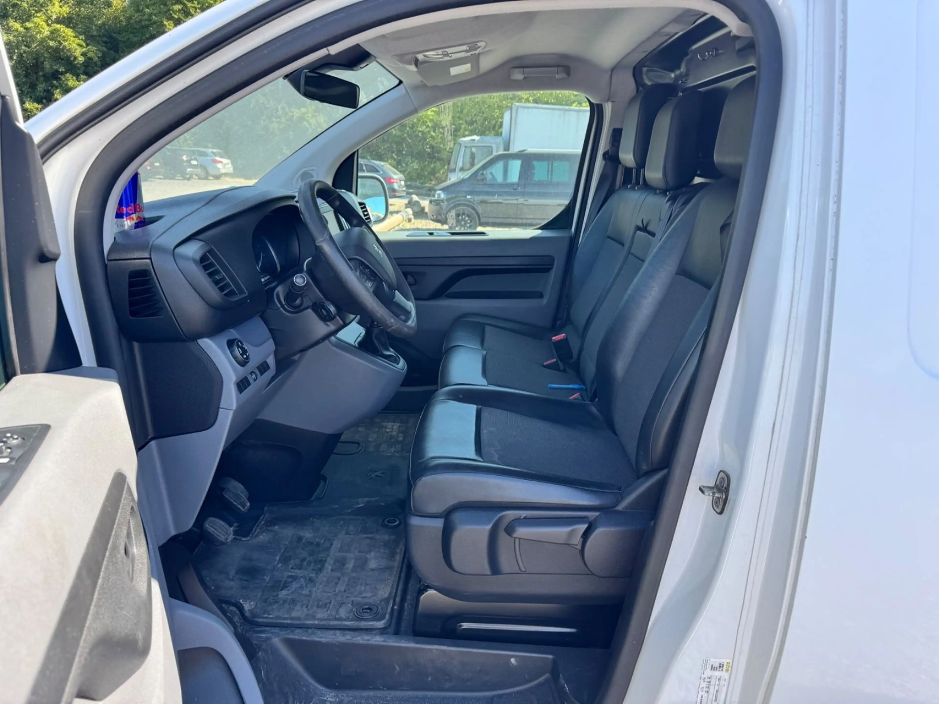 Peugeot Expert Kasten Premium L2 — photo 2