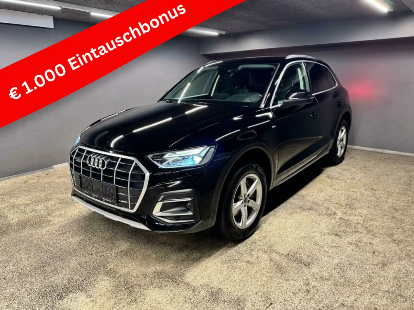 Audi Q5 40 TDI quattro S-Line Schwarz - 1