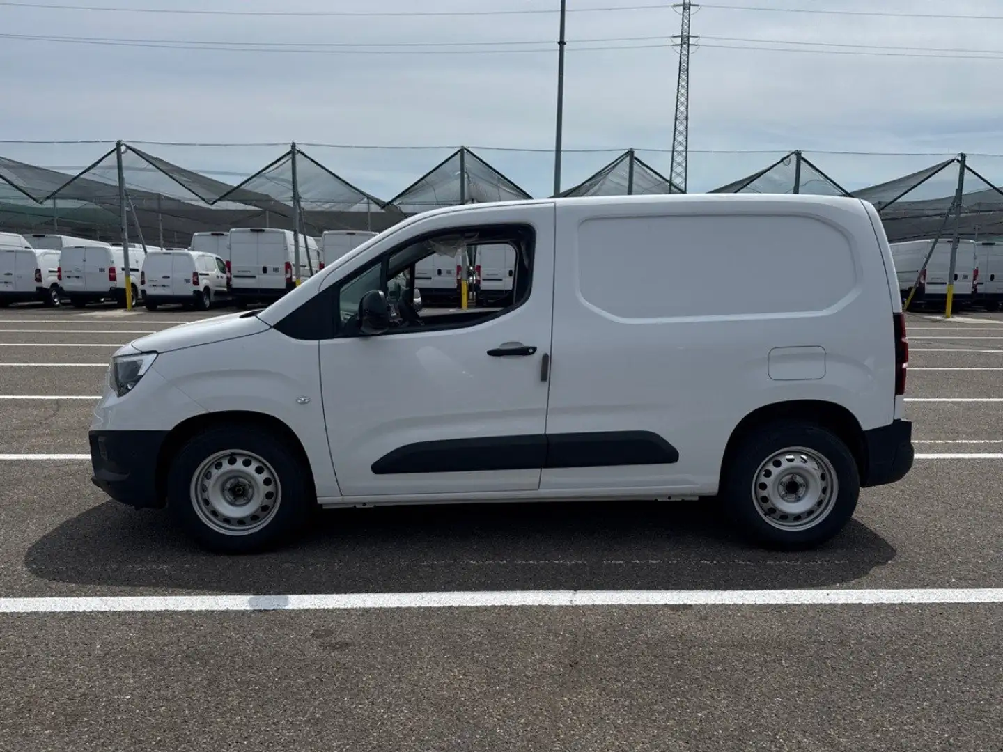 Opel Combo Cargo BEV 50 KWh e-Edition L1 Bianco - 2