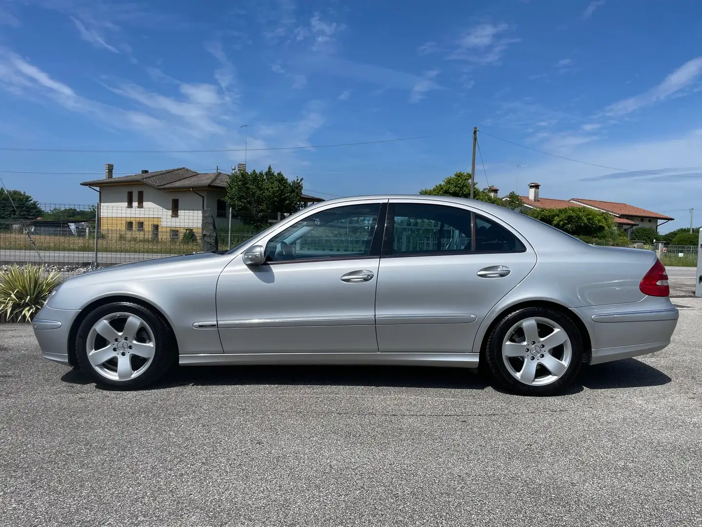 Mercedes-Benz E 320 E 320 V6 Avantgarde Comand 4matic Argento - 2