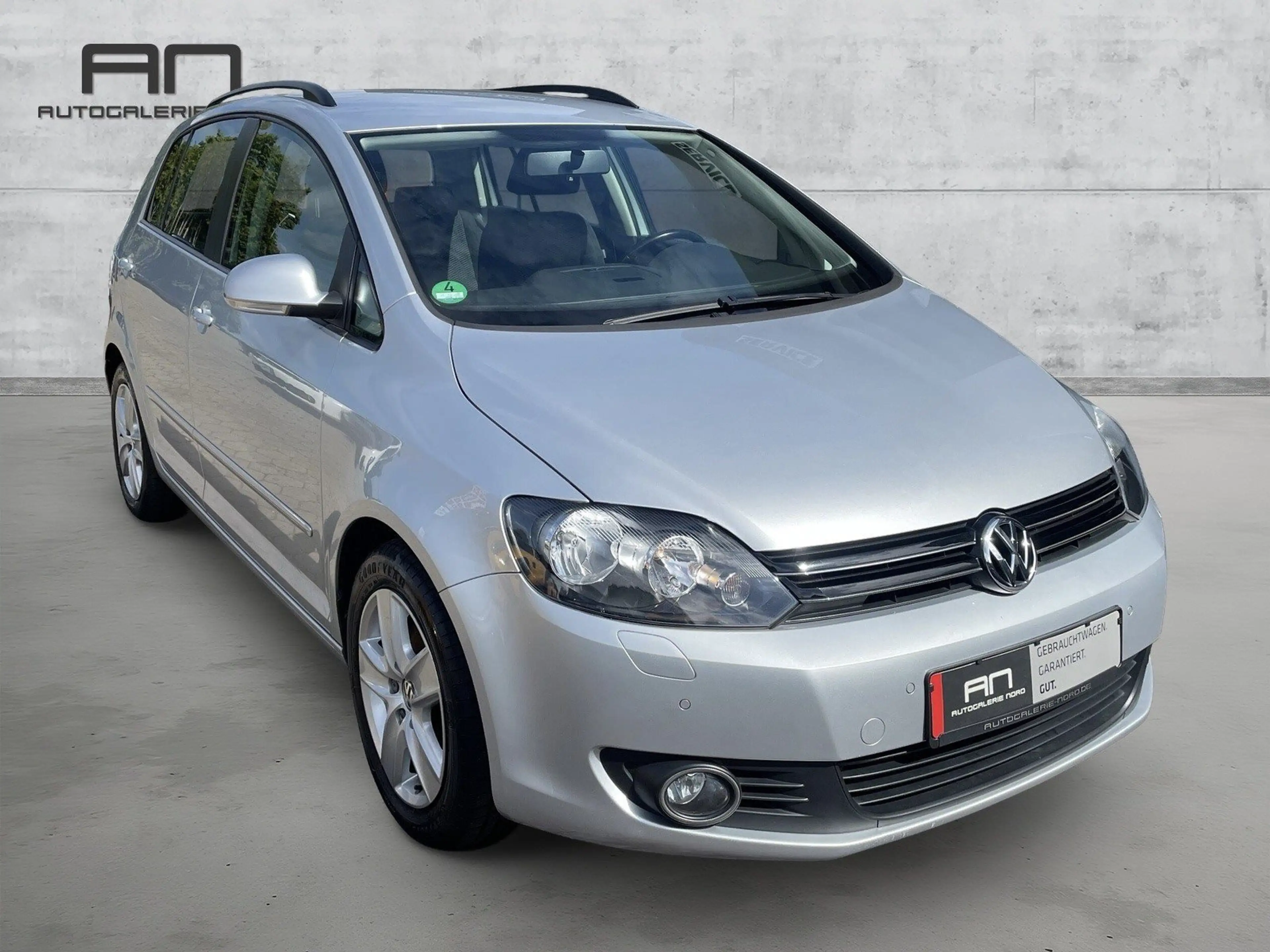 Volkswagen Golf Plus VI Comfortline 1.Hand+Sitzheiz+Klimaronic+PDC+AHK — photo 5