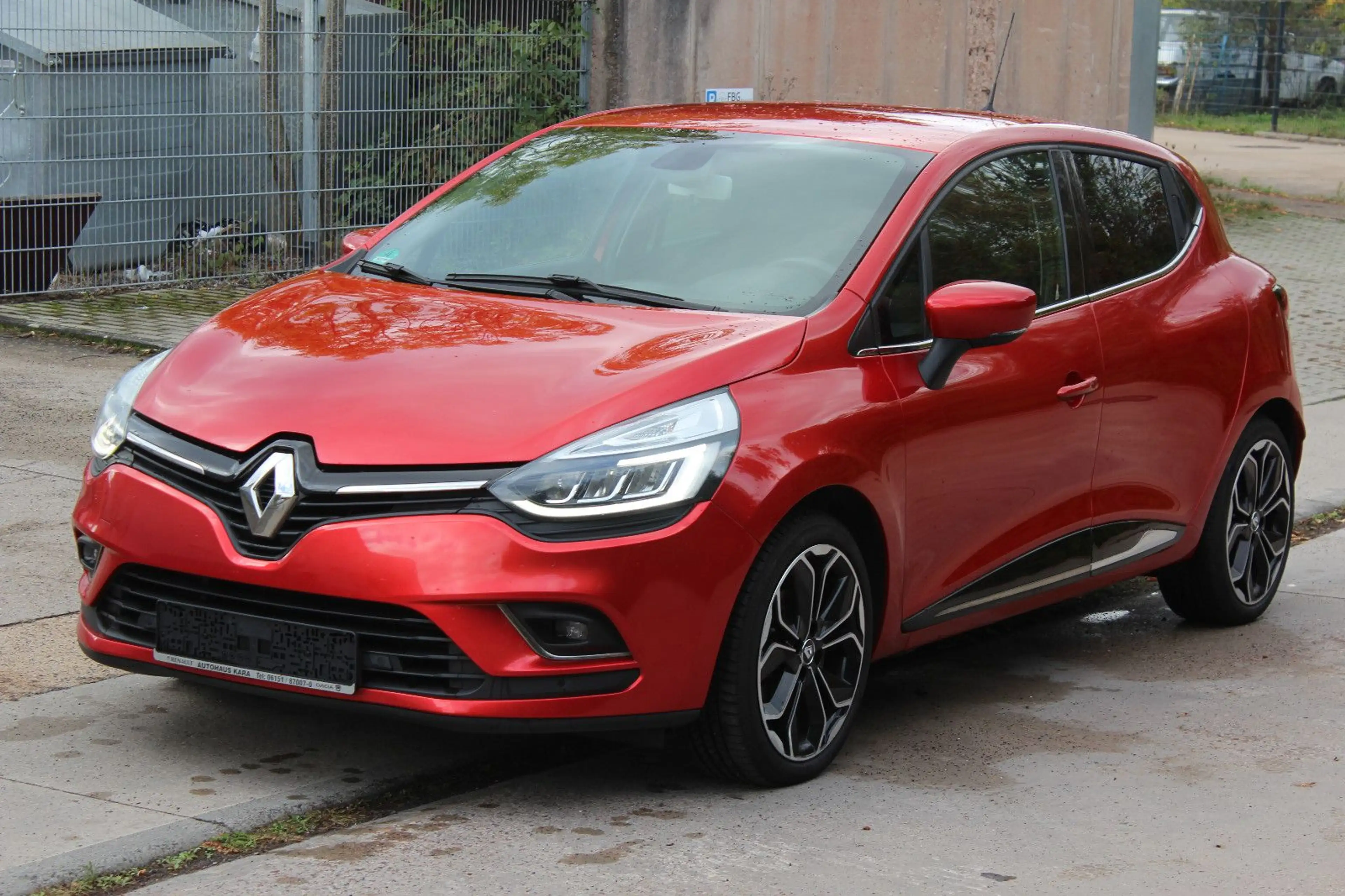 Renault Clio IV Intens+Navi+Kamera+Keyless+LED+PDC — photo 3