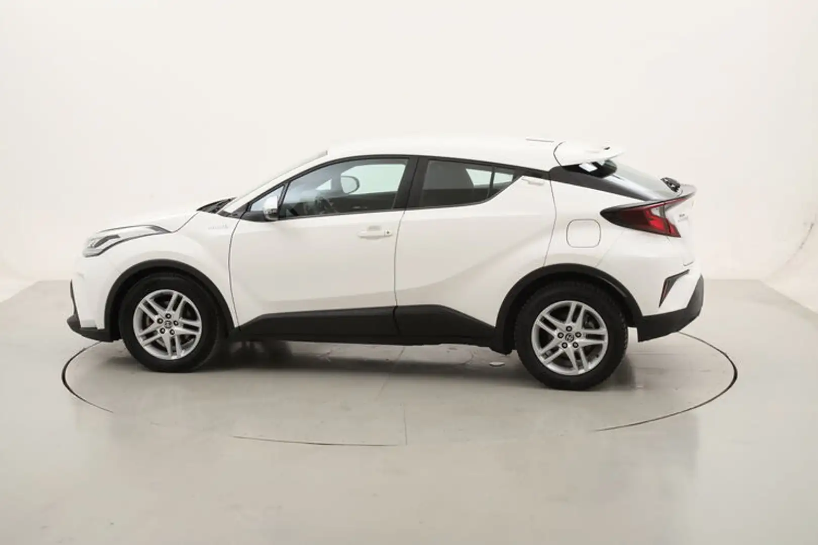 Toyota C-HR Hybrid Business 1.8 Full Hybrid 122CV Bianco - 2