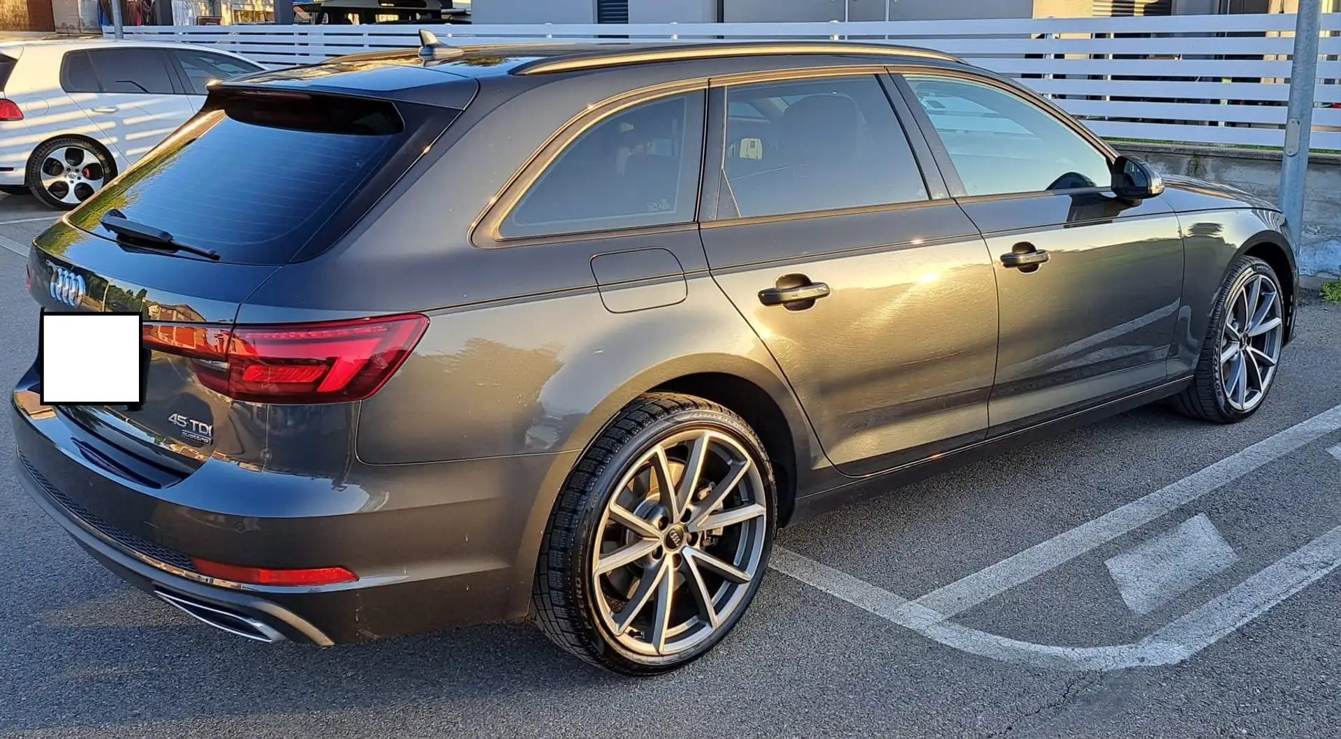 Audi A4 Avant 45 Tdi Business quattro 231cv tiptronic siva - 2