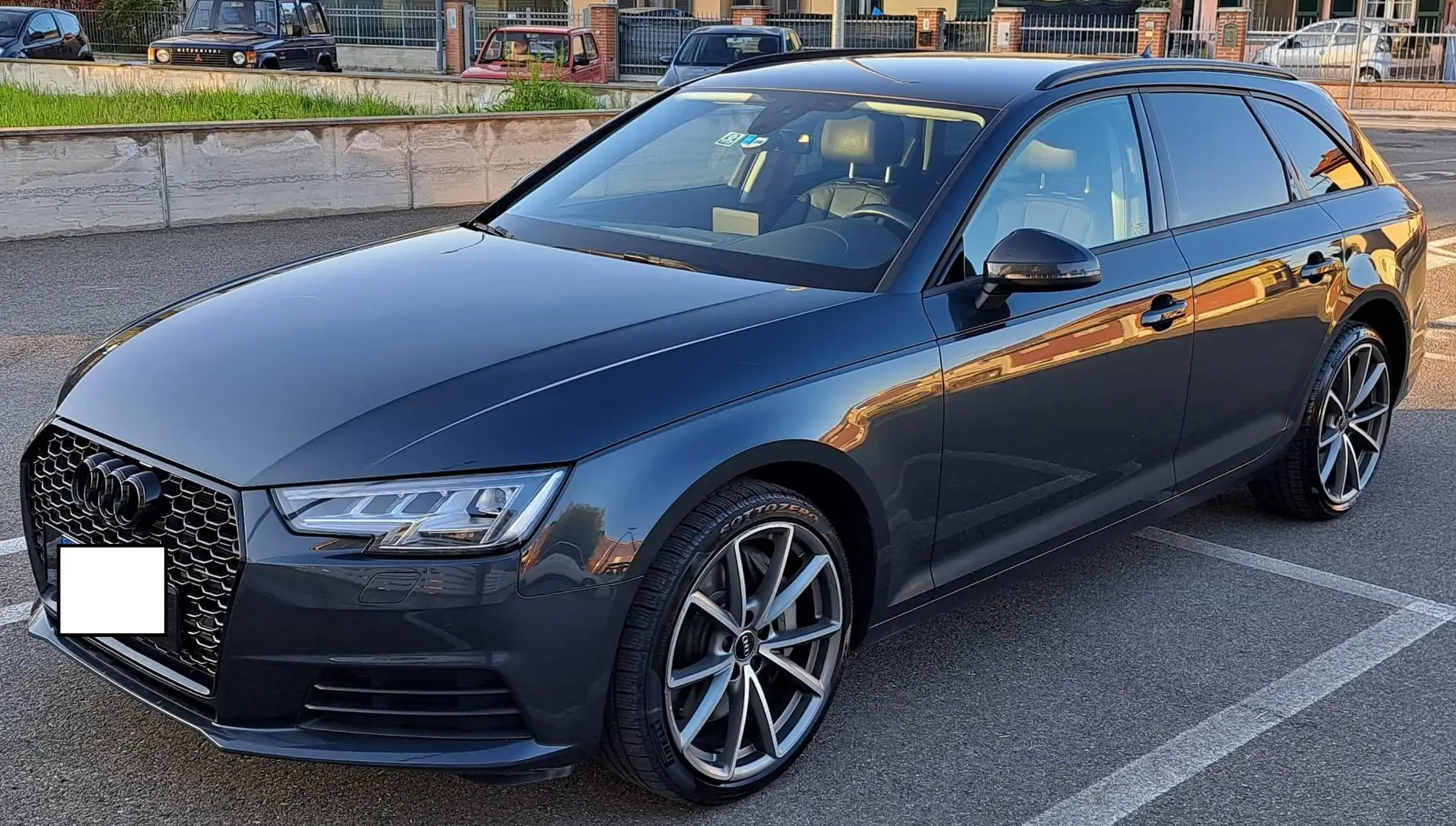 Audi A4 Avant 45 Tdi Business quattro 231cv tiptronic siva - 1