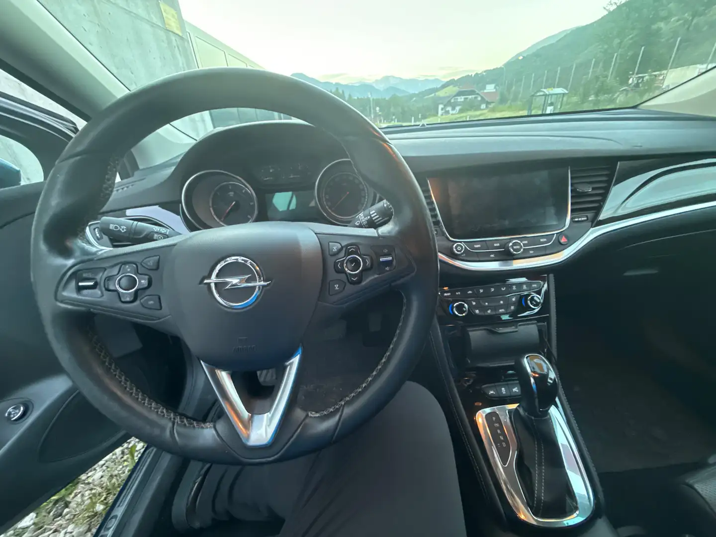 Opel Astra Astra ST 1,6 CDTI Ecotec Innovation Aut. Innovation Schwarz - 1