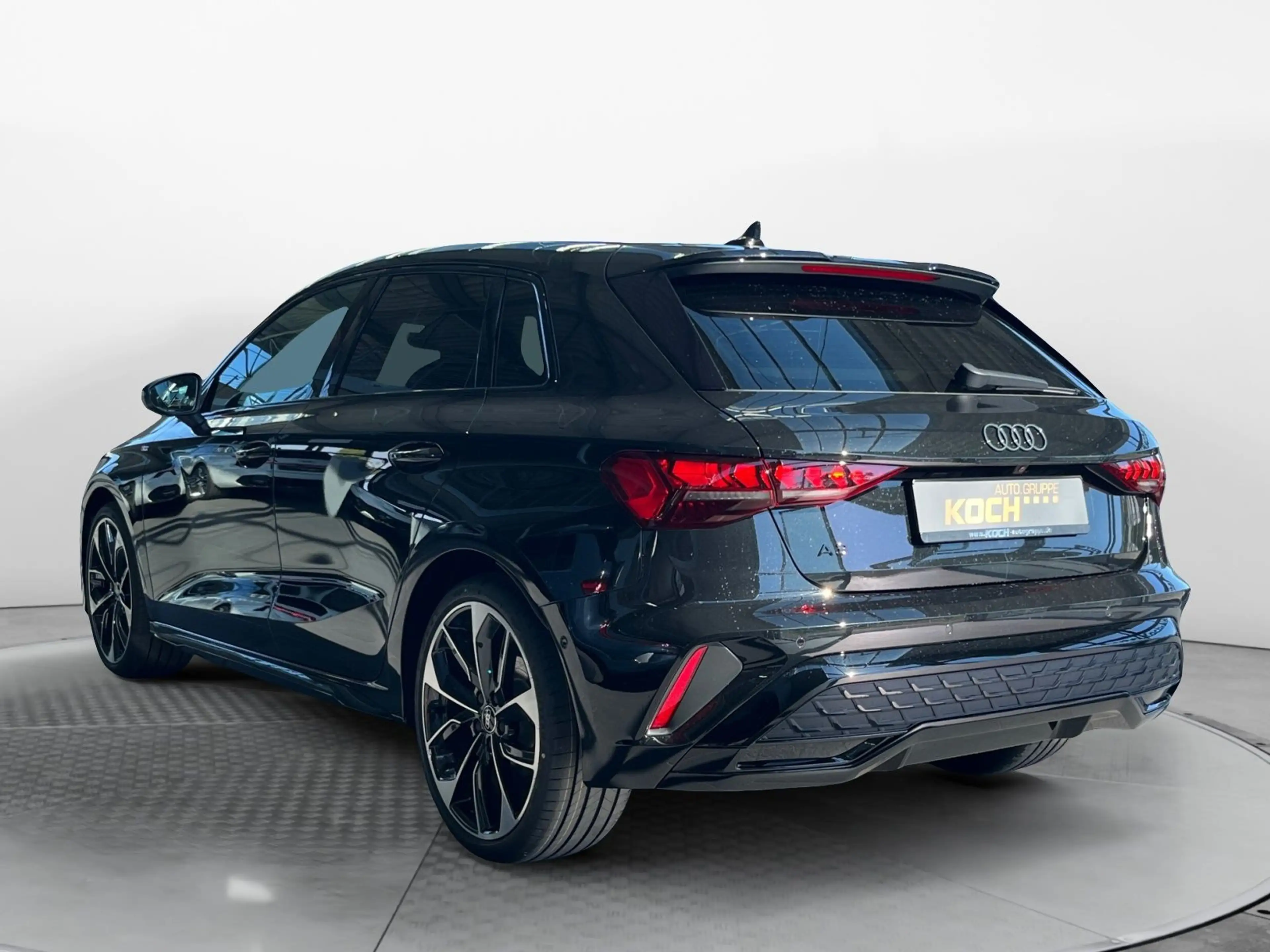 Audi A3 S line TDI 110 kW S tronic — photo 3