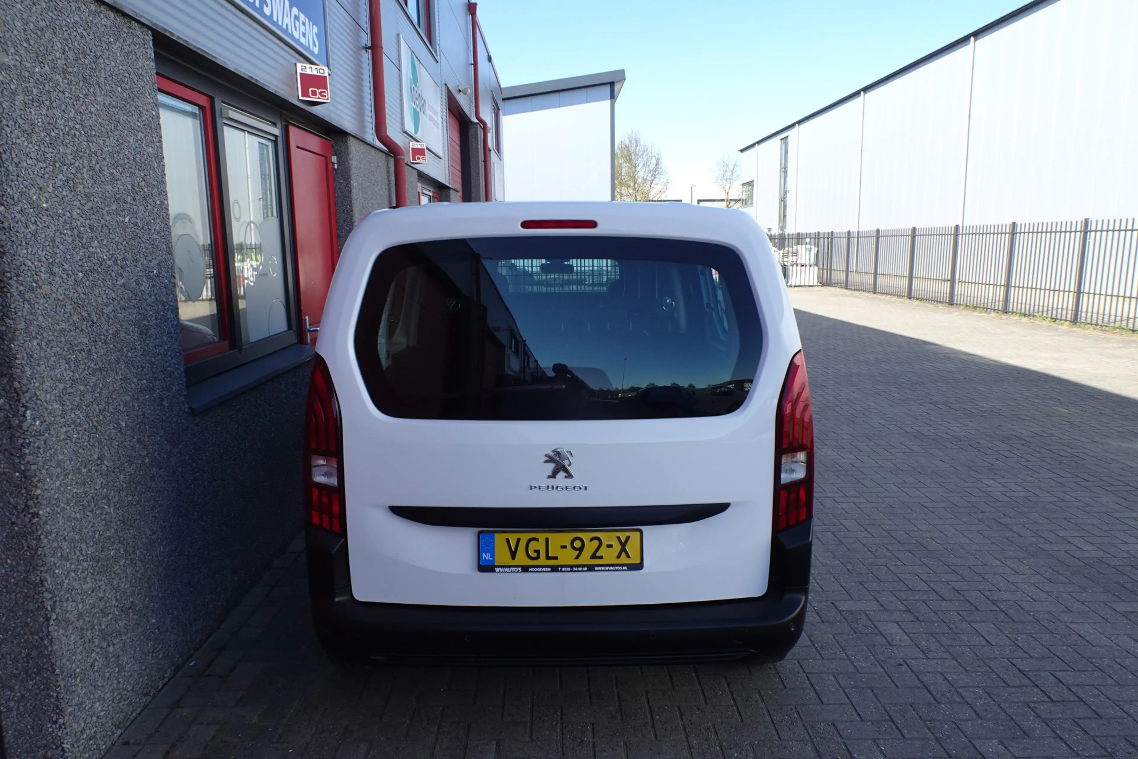 Peugeot Partner 1.5 BlueHDI Premium met achterklep airco — photo 13
