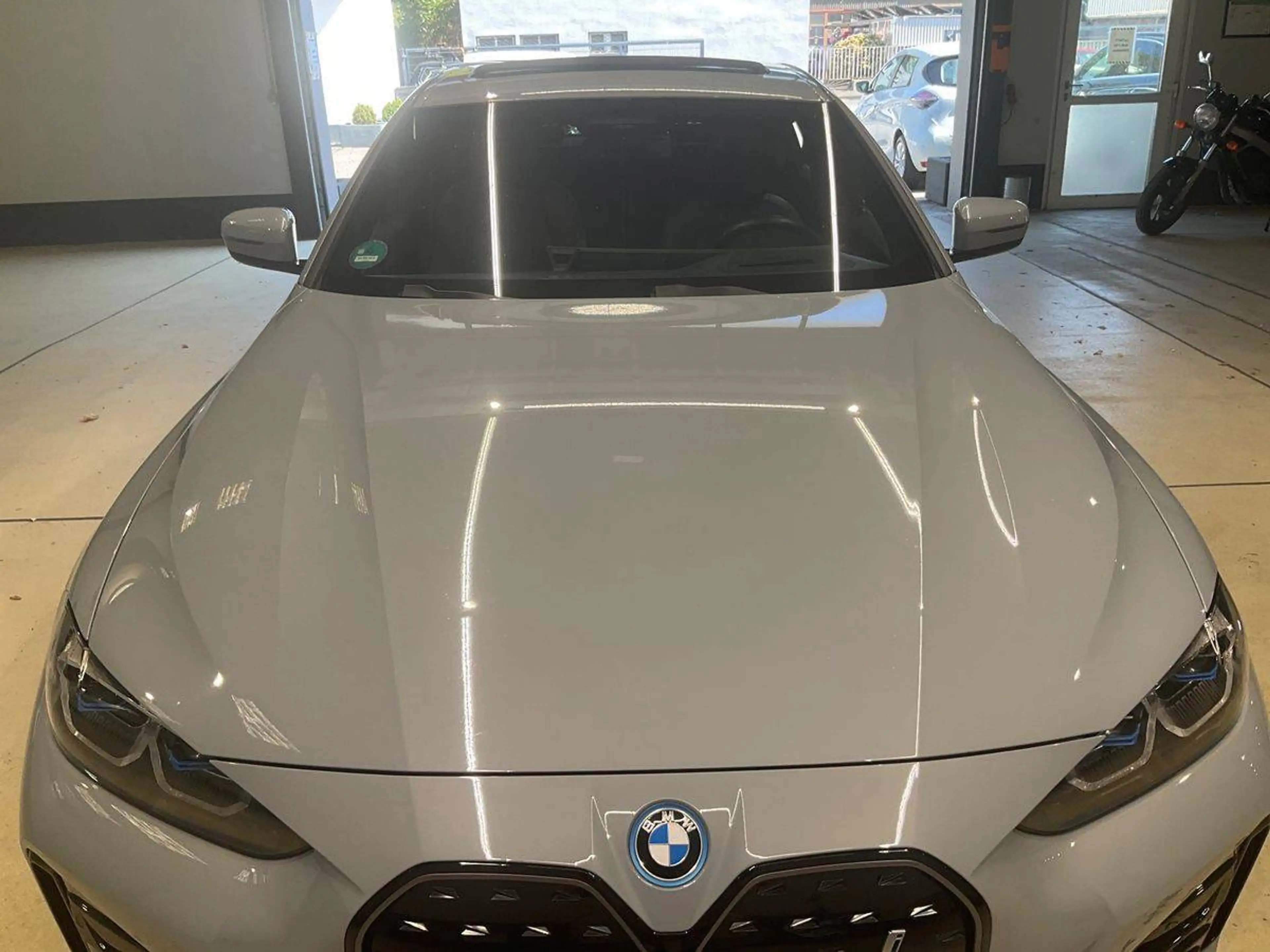 BMW i4 40 eDrive M Sport — photo 6