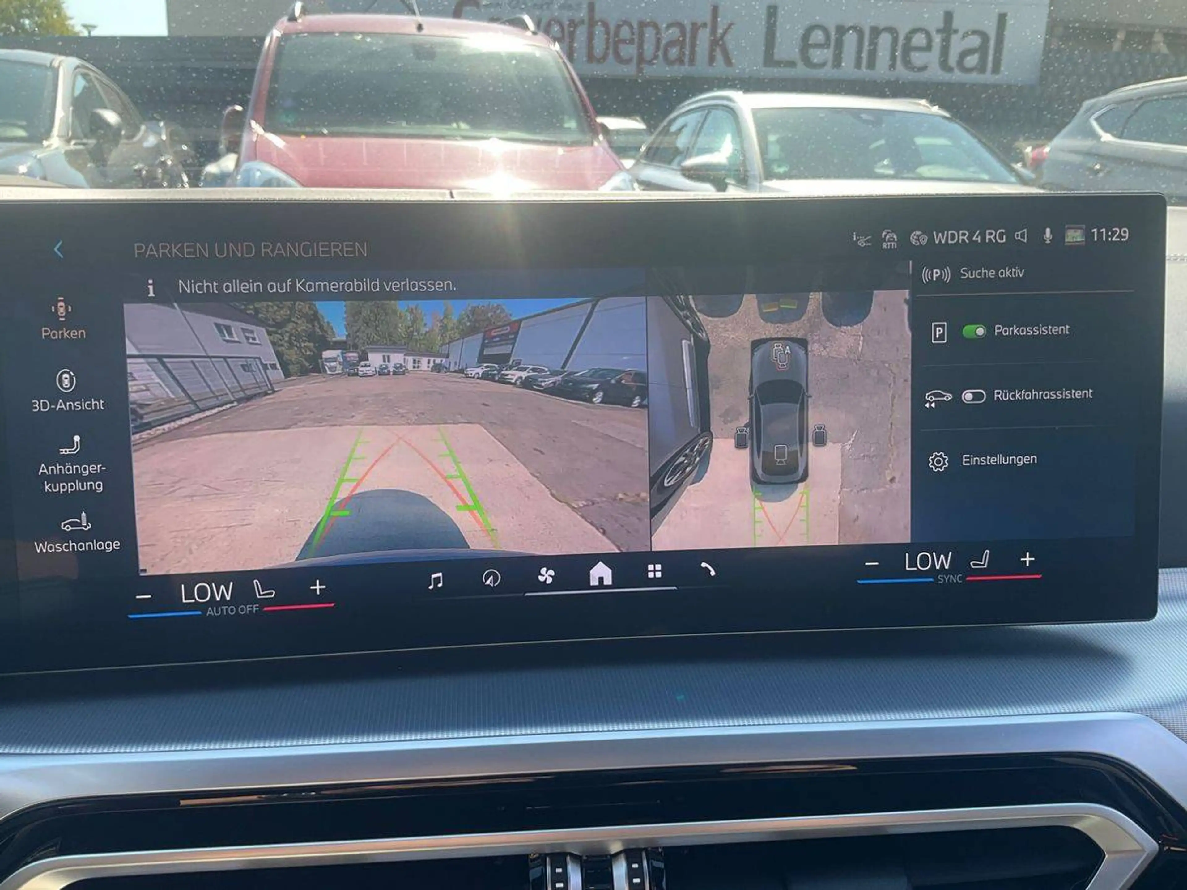 BMW i4 40 eDrive M Sport — photo 14