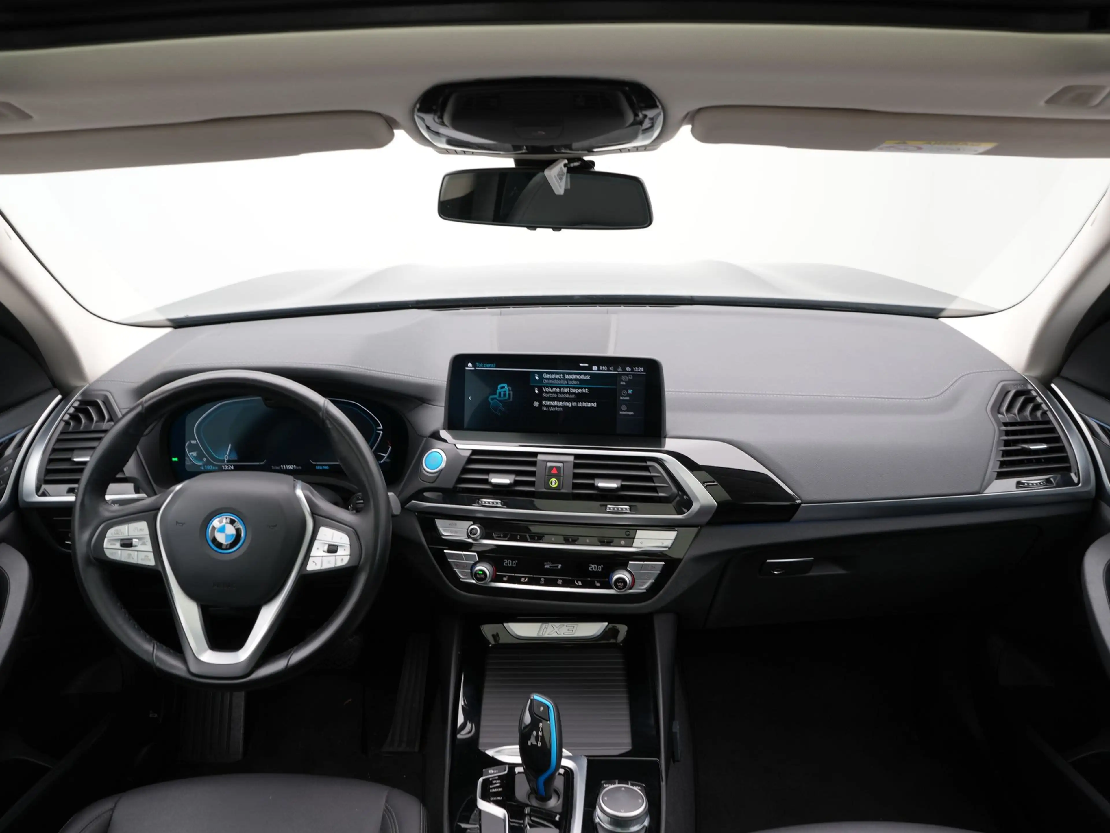 BMW iX3 Executive 80 kWh — photo 12