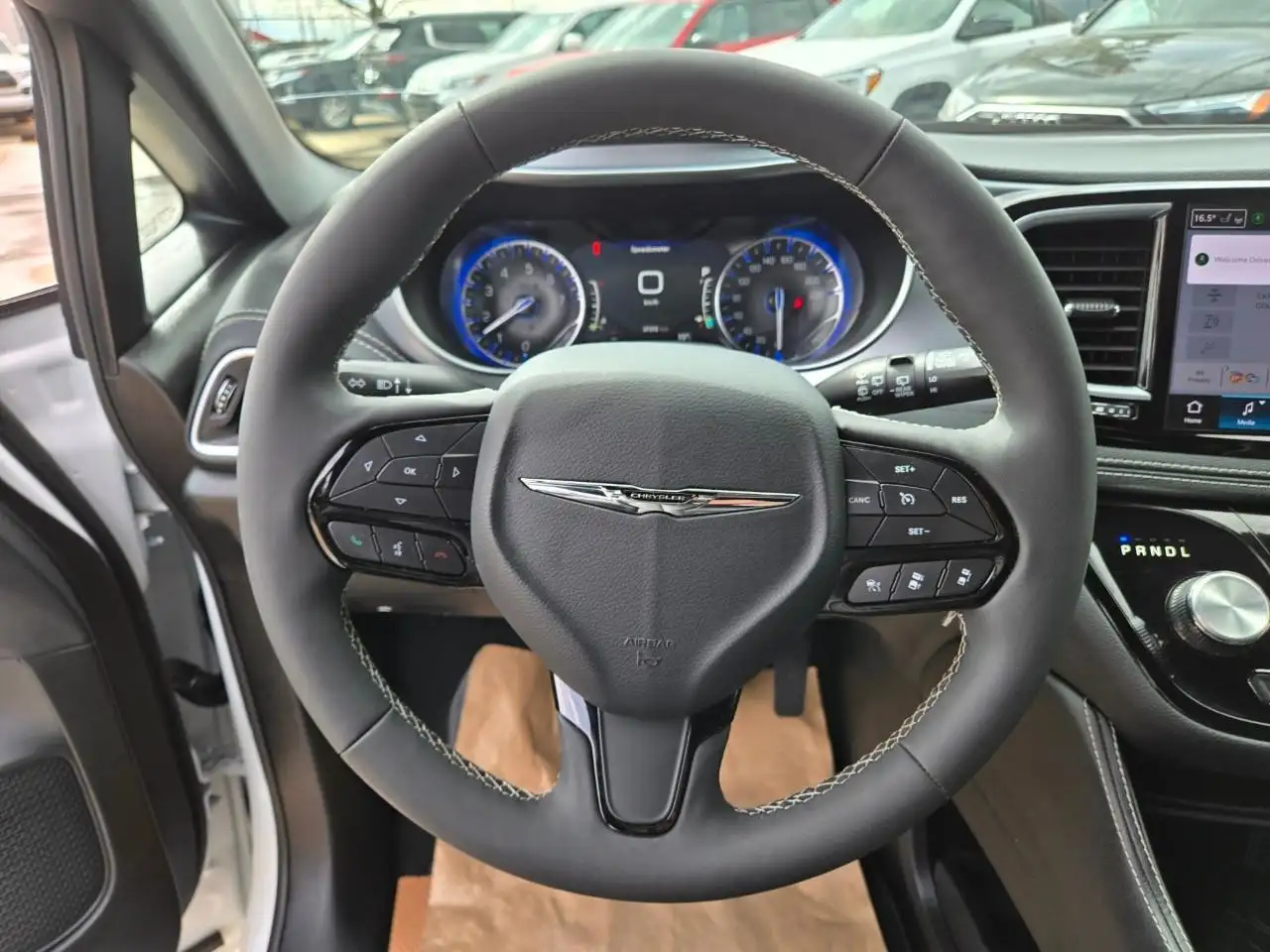 Chrysler Pacifica fotografie Chrysler Pacifica