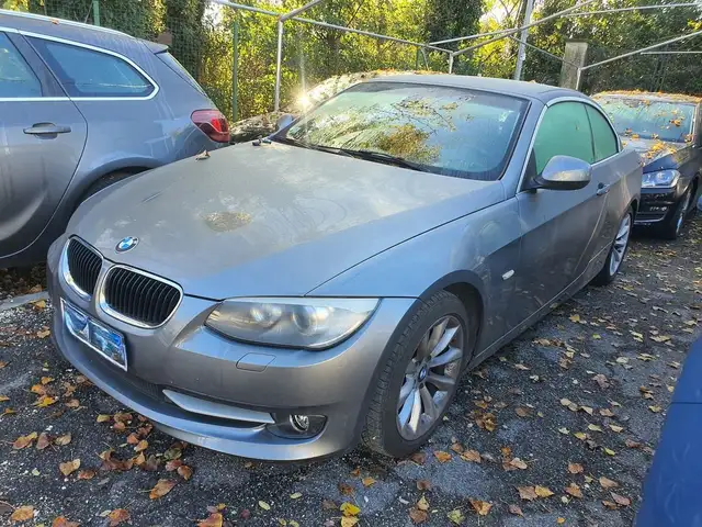 BMW 320 320d Cabrio Futura 184cv C.AUT PELLE XENON EURO5