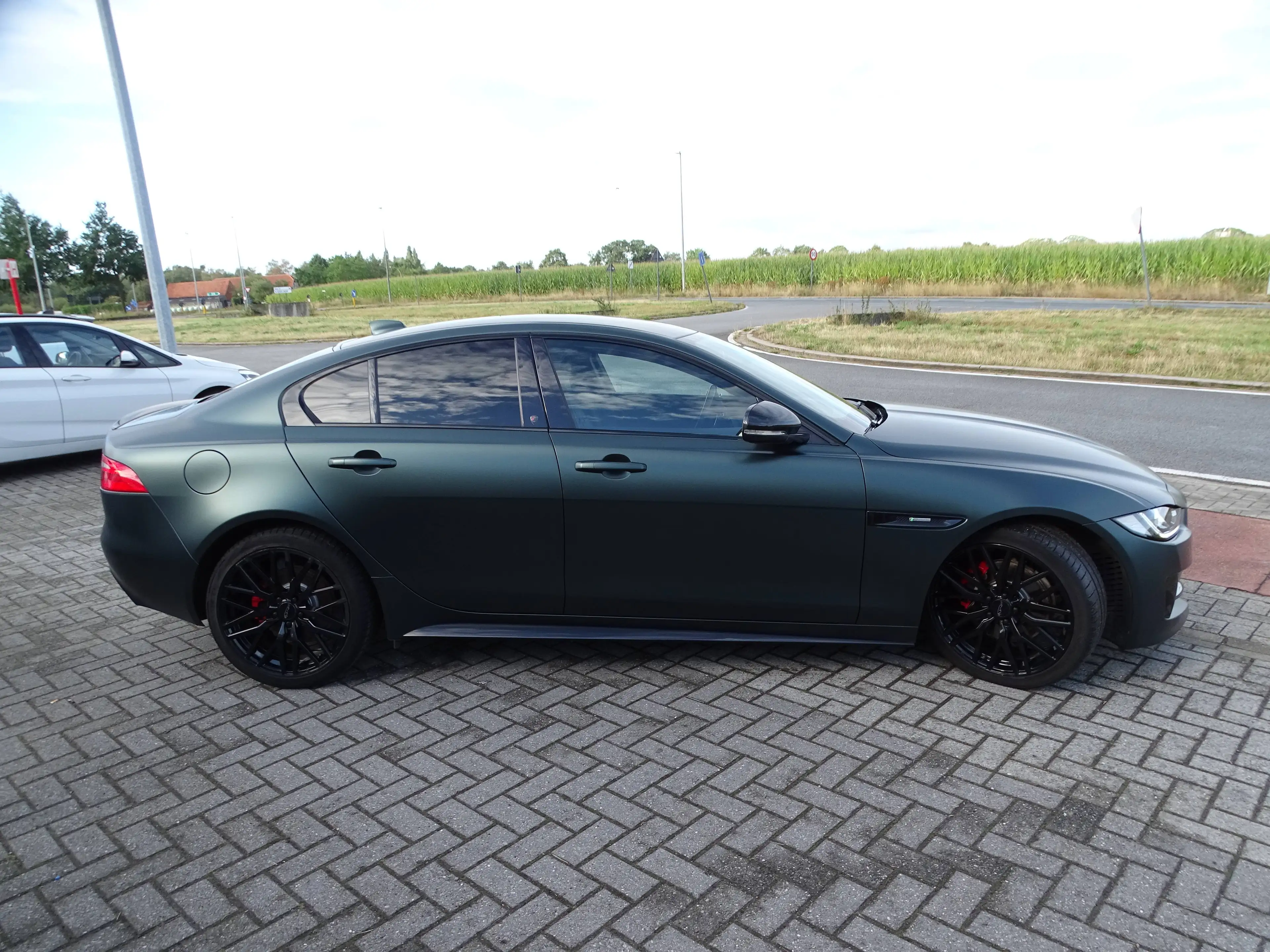 Jaguar XE XE 2.0 D Business Edition R-Sport * TOPSTAAT!!! — photo 3