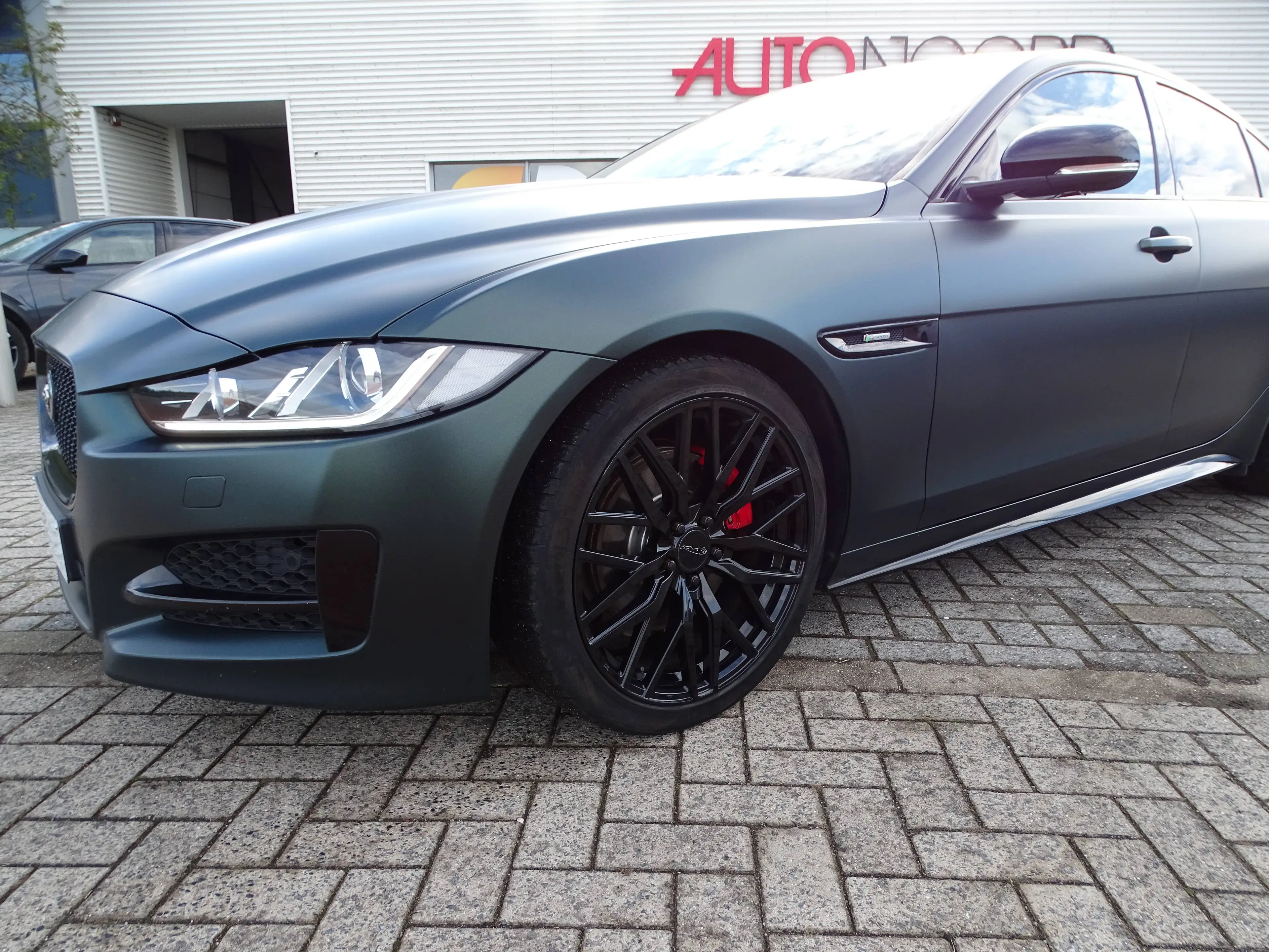 Jaguar XE XE 2.0 D Business Edition R-Sport * TOPSTAAT!!! — photo 6