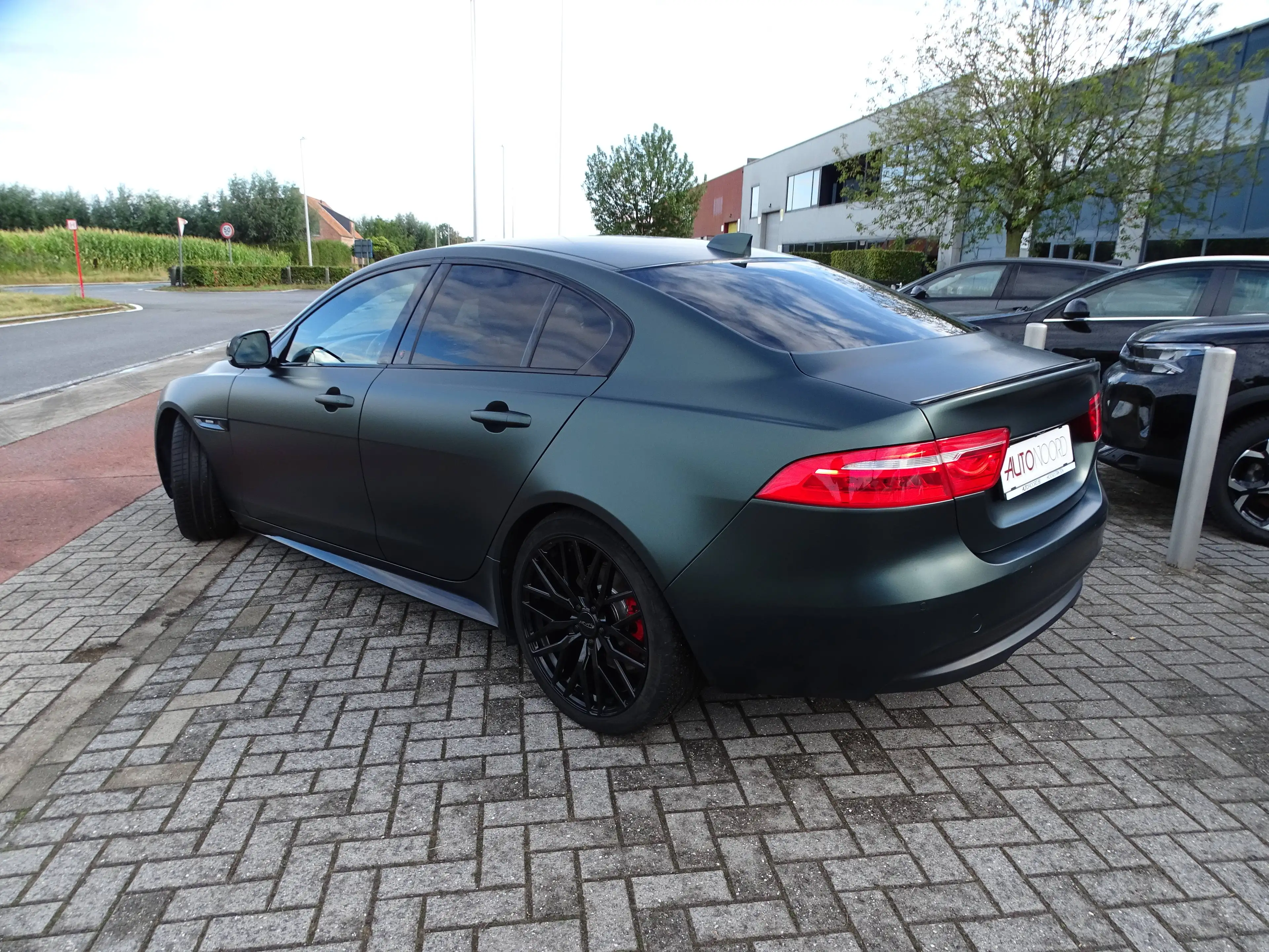 Jaguar XE XE 2.0 D Business Edition R-Sport * TOPSTAAT!!! — photo 4