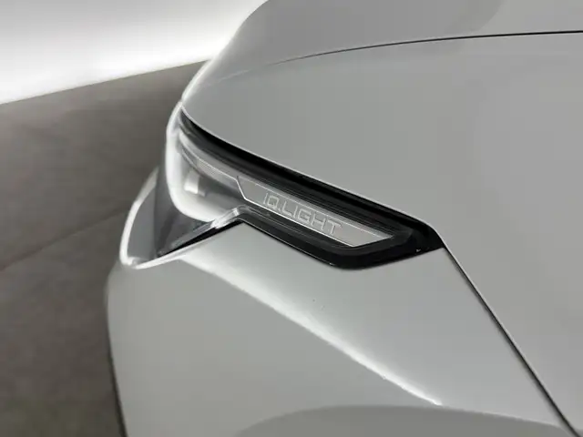 Volkswagen Golf view 13