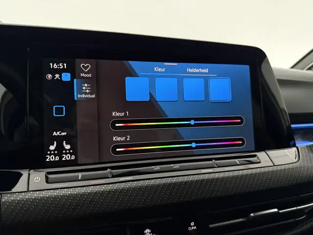 Volkswagen Golf view 23