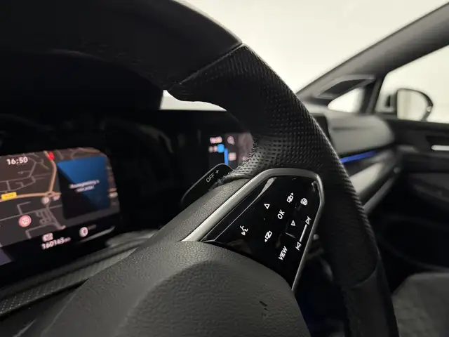 Volkswagen Golf view 26