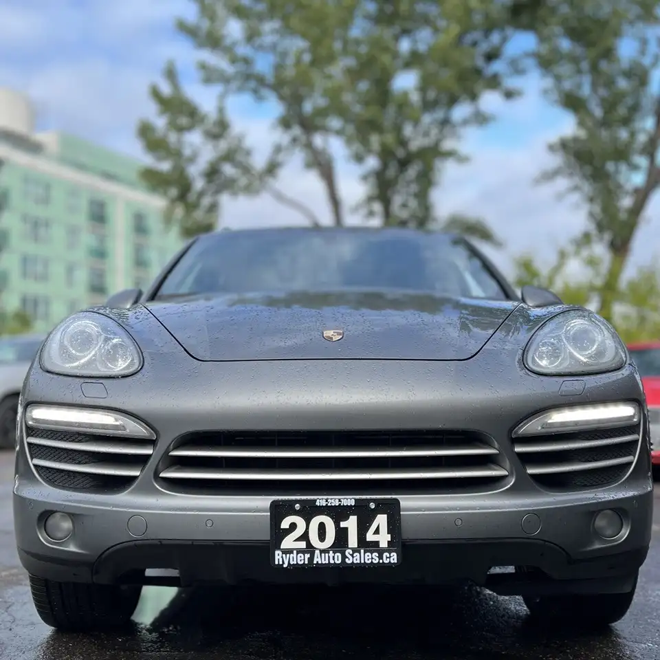 Porsche Cayenne снимка Porsche Cayenne