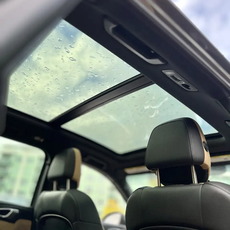 Porsche Cayenne снимка Porsche Cayenne