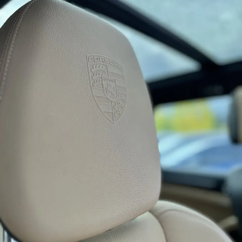 Porsche Cayenne снимка Porsche Cayenne