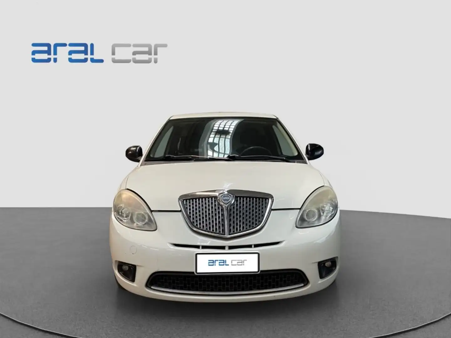 Lancia Ypsilon 1.2 69 CV Unyca "DISTRIBUZIONE FATTA" Blanc - 2