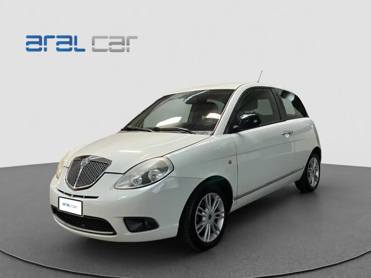 Lancia Ypsilon 1.2 69 CV Unyca "DISTRIBUZIONE FATTA" Blanc - 1