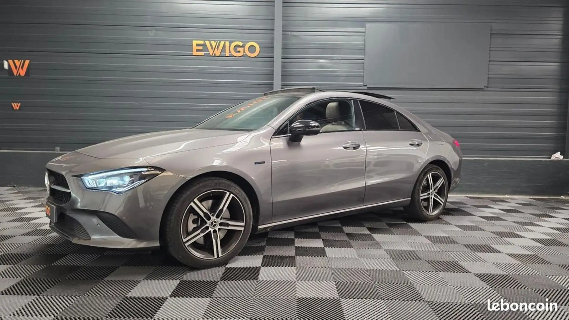 Mercedes-Benz CLA 250 Classe Mercedes COUPE 250 1.3 E 218H 160 EQ-POWER PHEV HYBRID 15.6KWH SE-EDITION DCT BVA Grau - 1