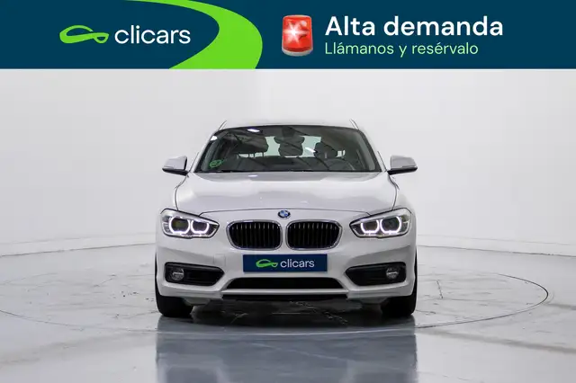 BMW 1 Series view 2