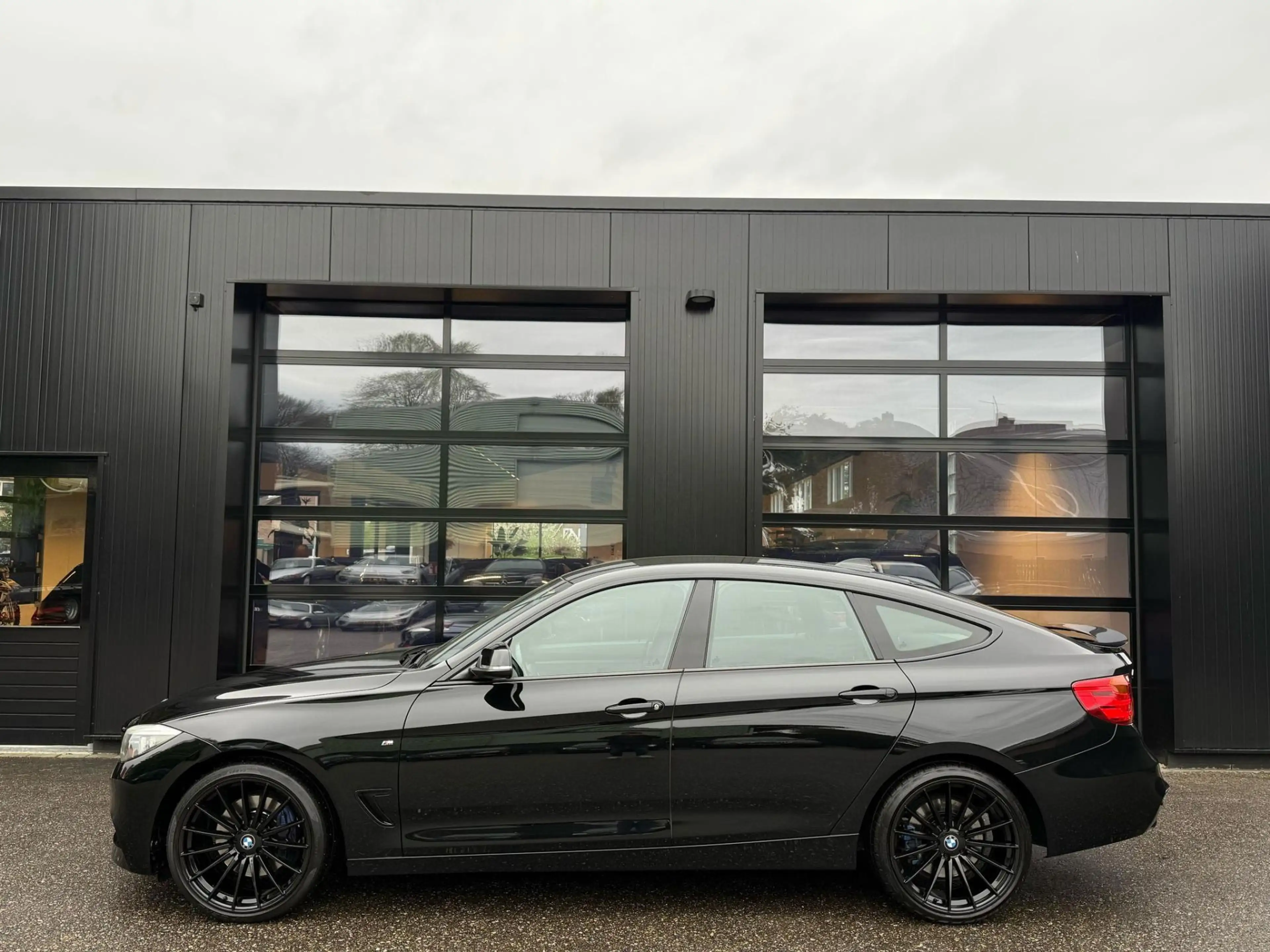 BMW 335 3-serie Gran Turismo 335i GT M-Sport TIK IN MOTOR — photo 10