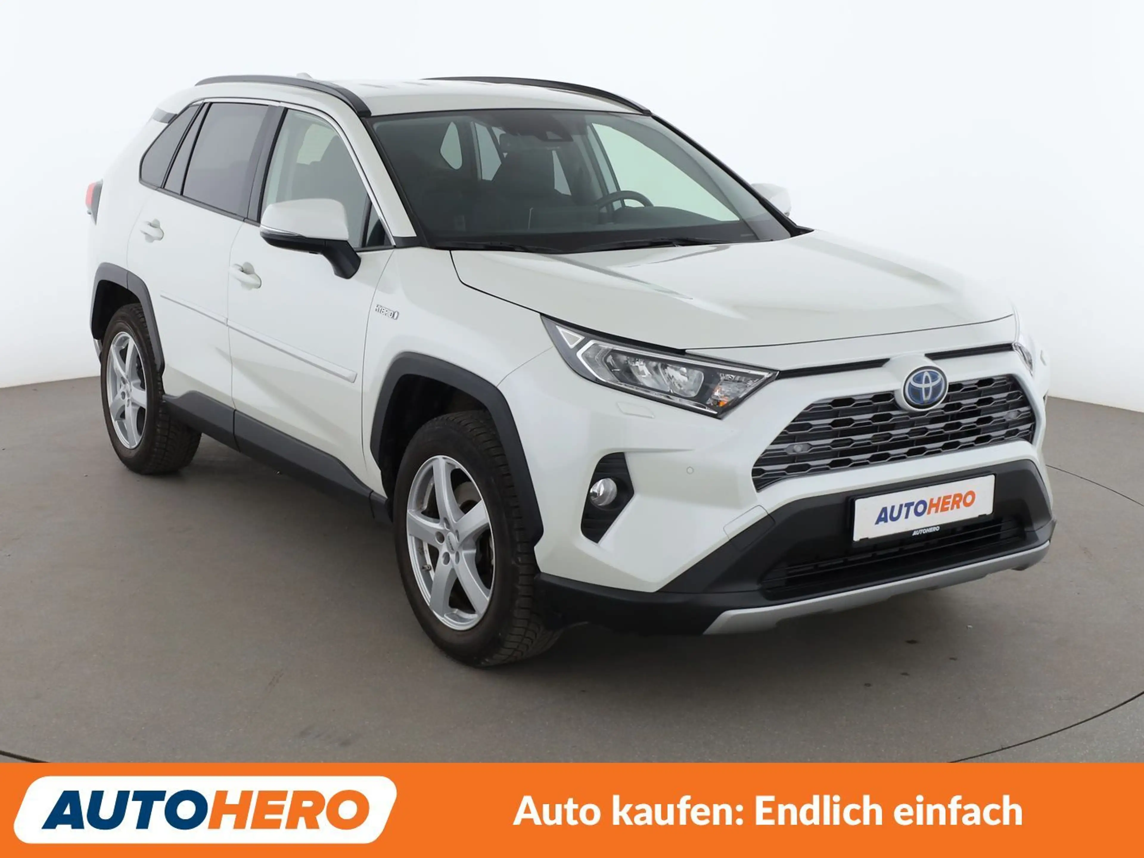 Toyota RAV 4 2.5 Hybrid 4x2 Club Aut.*NAVI*LED*CAM*ACC*SHZ* — photo 8