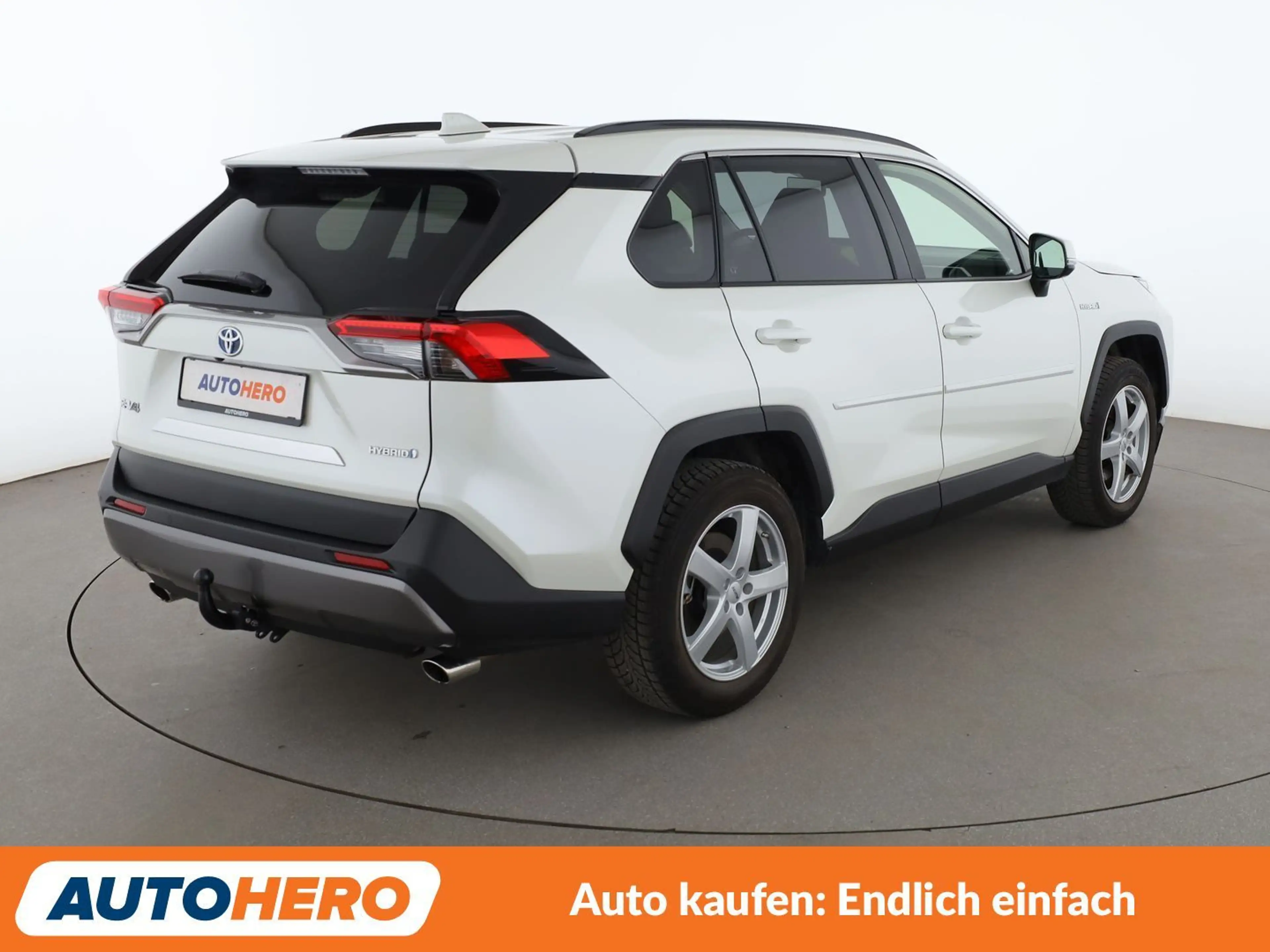 Toyota RAV 4 2.5 Hybrid 4x2 Club Aut.*NAVI*LED*CAM*ACC*SHZ* — photo 6