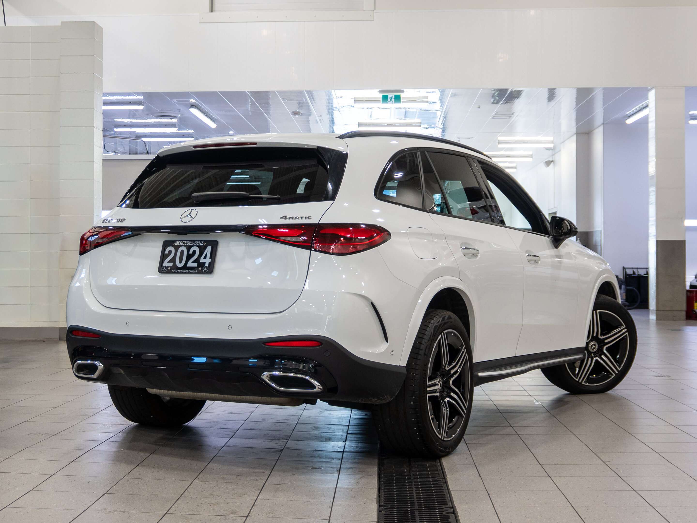 2024 Mercedes-Benz GLC 300 4MATIC SUV — снимка 1